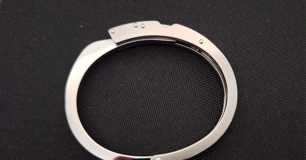 Pulseira.algema gravada