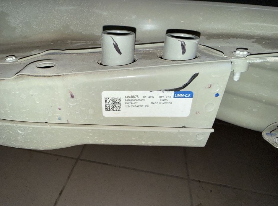 Продам батарею CHEVROLET EQUINOX 25 рік 85 квт