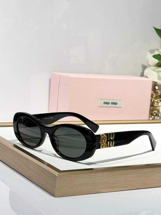 Miu Okulary słoneczne 010222