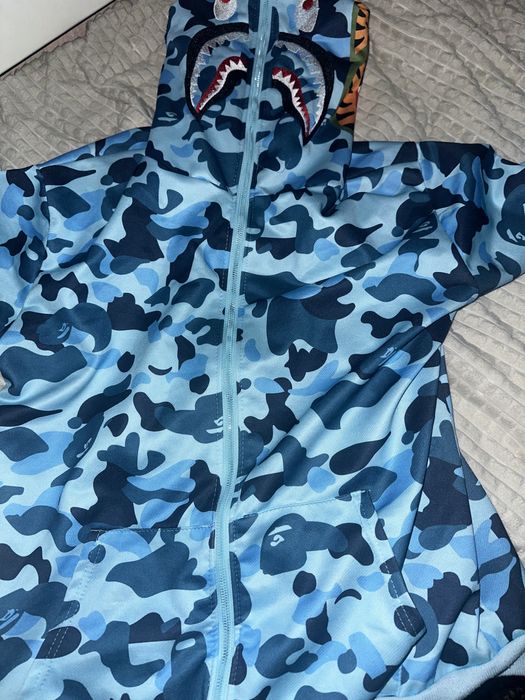 Зип кофта Bape Blue shark full zip. Одягалась пару разів