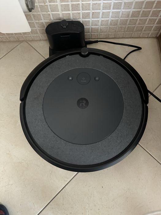 Roomba i5 (usado) + algumas peças originais