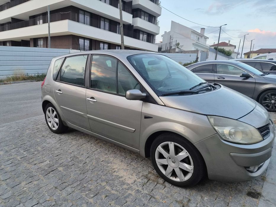 Carro - Renault Senic 2.0 150cv 2006