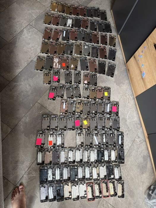 Lot iphone 120 шт деталей , дисплеїв