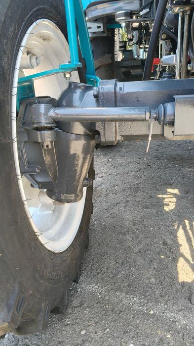 Трактор Булат 504 дашок BULAT TE504R з  дашком реверс примусова навіска рівна підлога бокова кпп