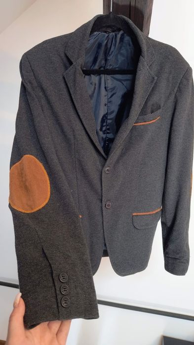 Szara marynarka męska (modna, elegancka)