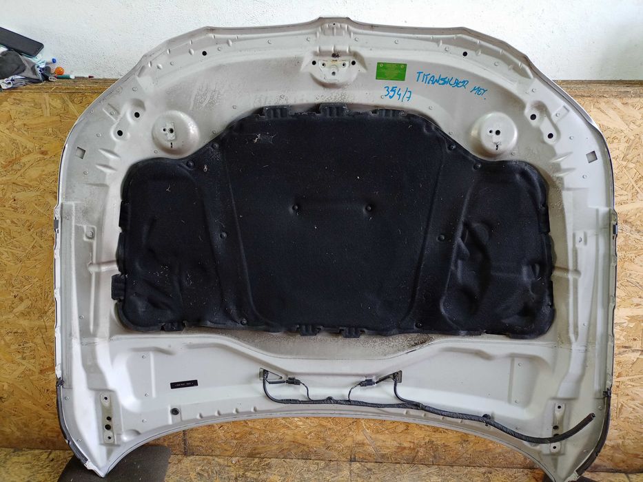 BMW seria 5 E60 E61 maska przód przednia kolor titansilber srebrna