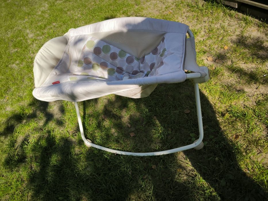 Leżaczek Bujaczek Fisher Price dla niemowlaka