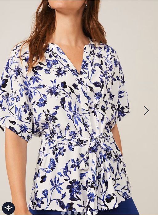 Жіноча блузка у квітковий принт бренду Phase Eight