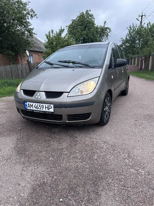 Mitsubishi Colt 1.3  газ/бенз 2007 автомат