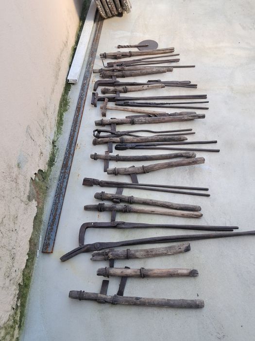 Forja antiga, ferramentas.