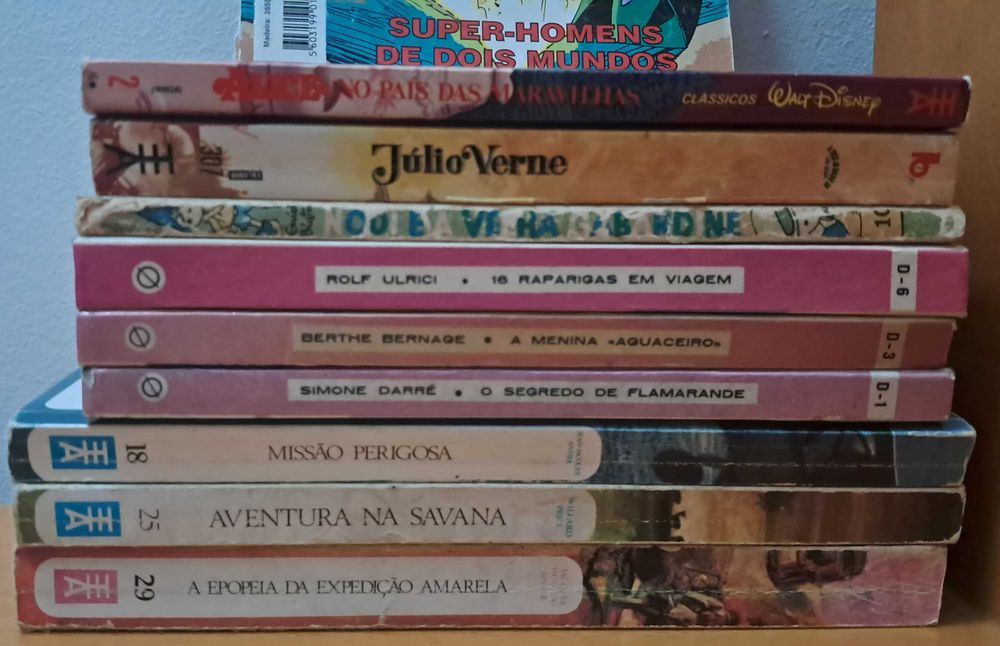 Conjunto lote 10 livros juvenis antigos (PARA DESOCUPAR)
