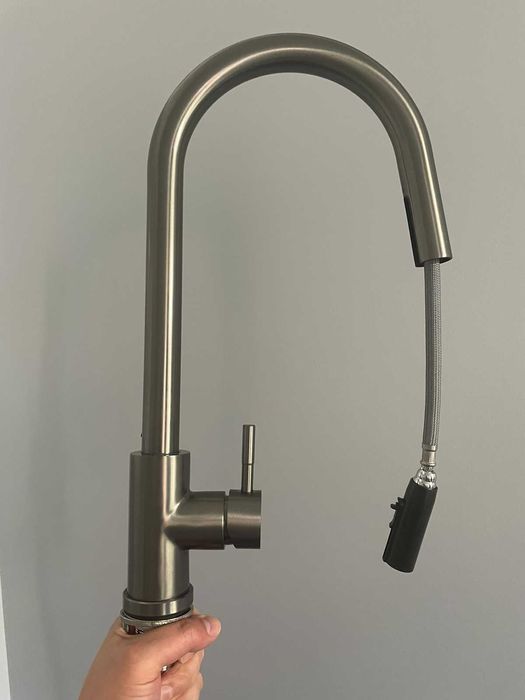 Мийка Lidz 5050 см чорна та змішувач з висувним виливом Kroner.