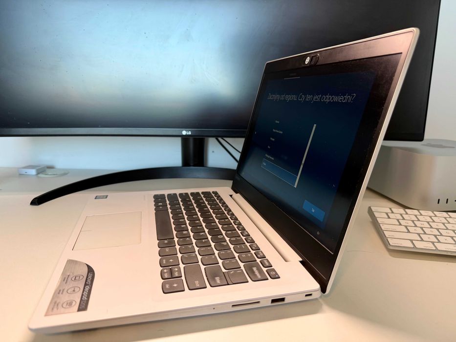 Sprzedam laptop Lenovo IdeaPad 320S i3 / 8 GB RAM / 128 GB SSD