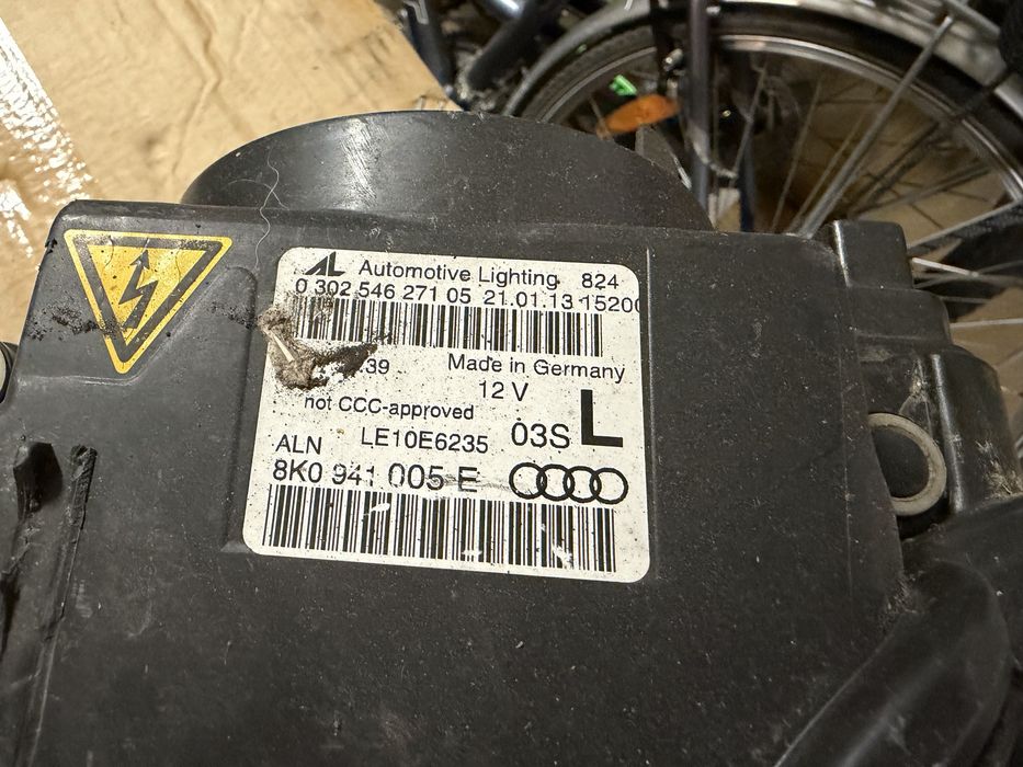 AUDI A4 S4 B8 12-16 lampa lewy przód uszkodzna