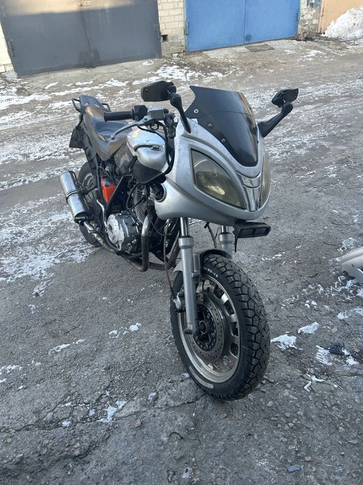 Продам мотоцикл RF 200кубов