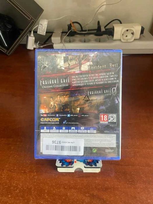 Resident Evil Origins Collection - PS4