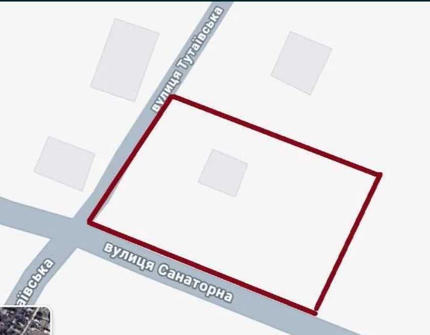 м. Монастирище. Будинок + зем. діл 10 соток  (гарне місце для бізнесу)