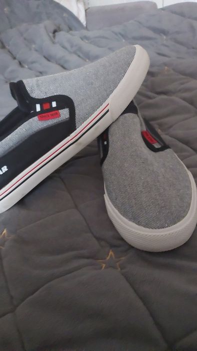 Красівки, кеди -сліпони