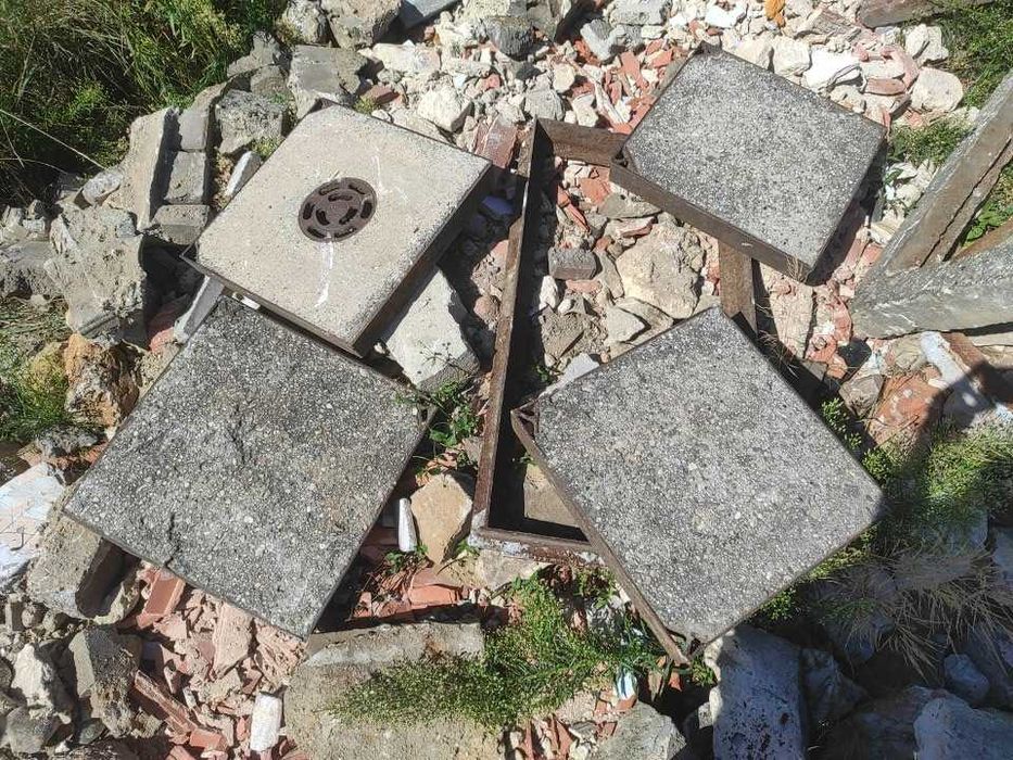 Właz wyłaz pokrywa dekiel kwadrat betonowa betonowy ramka 50x50 50x100