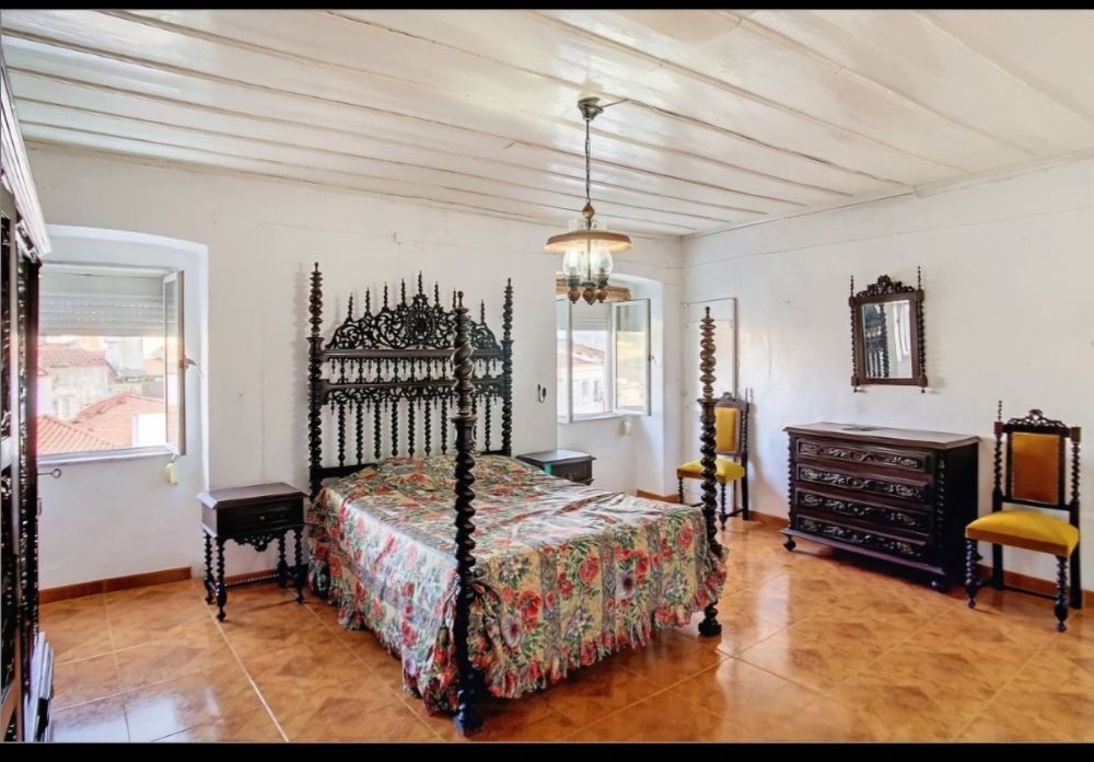 Mobilia de quarto de casal séc.XVII