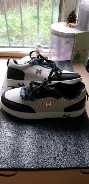 Кросівки Hermes 25см , лофери, кеди .