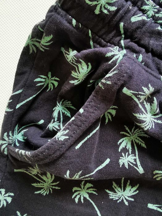 Krótkie spodenki chłopięce, 146 cm