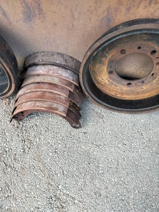 Продам тормозные барабаны