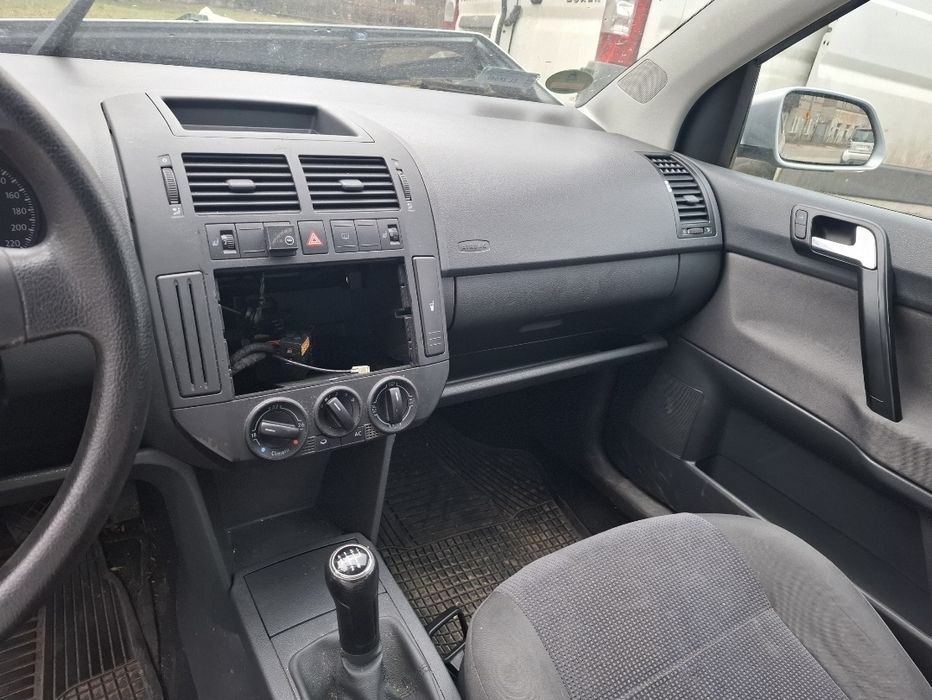 Sprzedam POLO rozbite