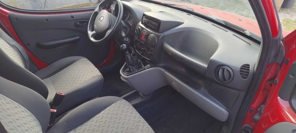 Fiat Doblo 2009, 1,3JTD, 232 000km