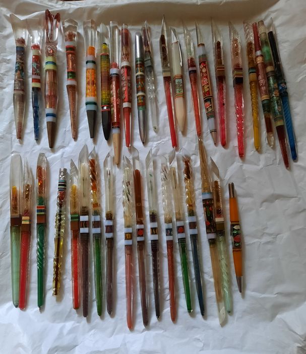 Продам для коллекции ручки