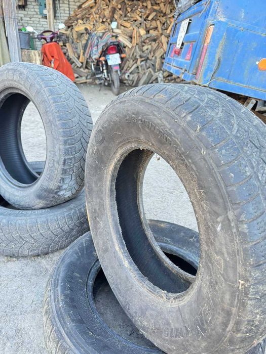 Шини для воза 16 і 15