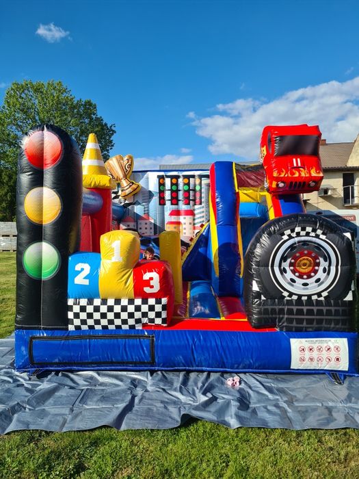 Wynajem dmuchanca , zamek dmuchany , dmuchaniec , dmuchana zjeżdżalnia