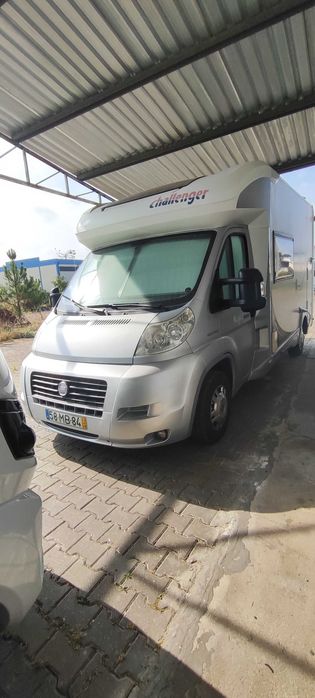 Autocaravana Challenger Prium - 4 pessoas - 6 metros