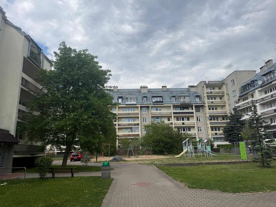 Sprzedam mieszkanie 60,5 m2, 2 piętro