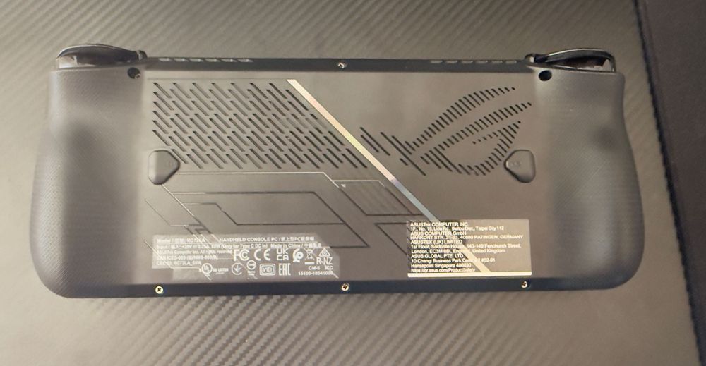 Consola Asus Rog Ally X + bolsa de transporte