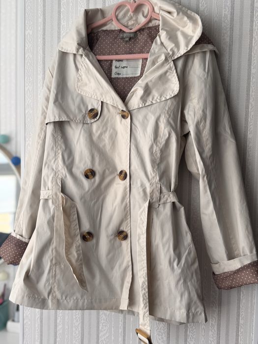 Тренч, плащик на дівчинку