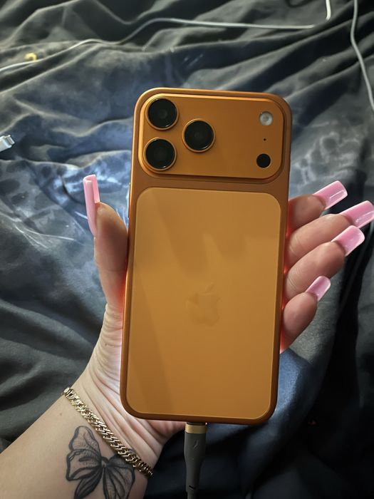 17 pro max на 1тб