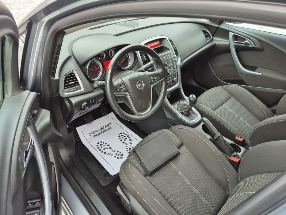Opel Astra Kombi 2013r. 1.7CDTi-Isuzu-Zarejestrowany-Stan bdb.-Książka