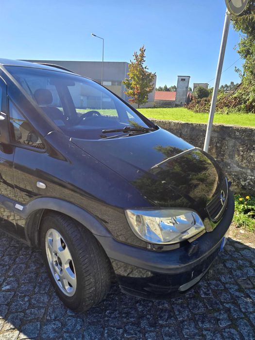 Opel Zafira 1.6 Gasolina