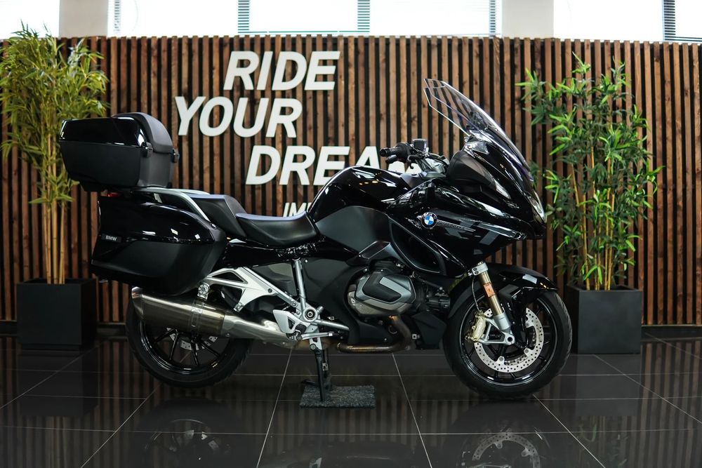 BMW R 1250 RT TRIPLE BLACK