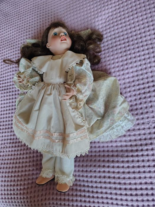 Вінтажні фарфорові кукли