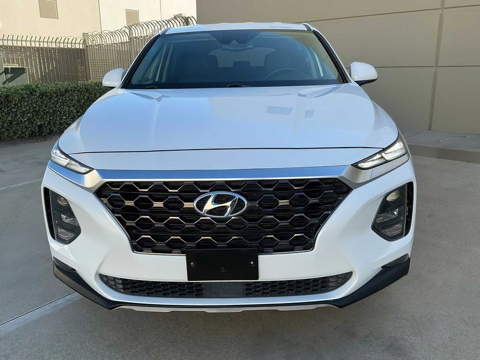 Hyundai Santa Fe      2019
