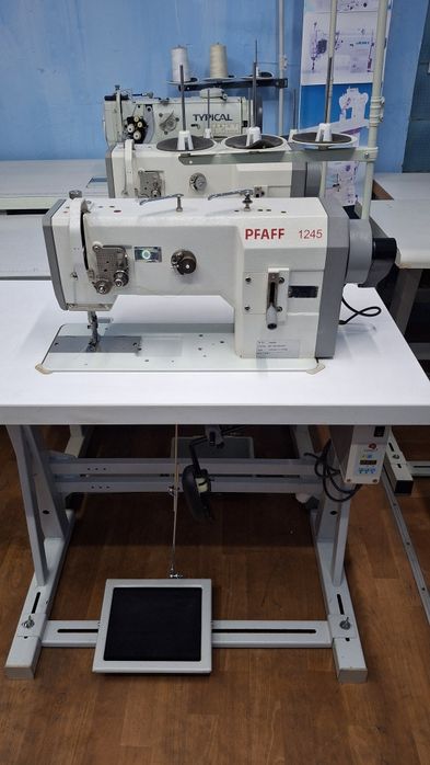 Швейна машина Pfaff 1245, JukiDNU1541, Juki LU 2210, Durkopp-adler 767