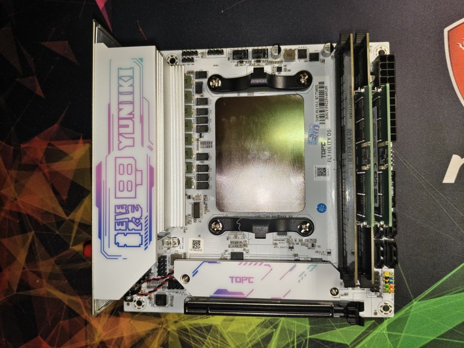 Комплект TOPC FLHX ITX D5 + Ryzen 7 7745HX