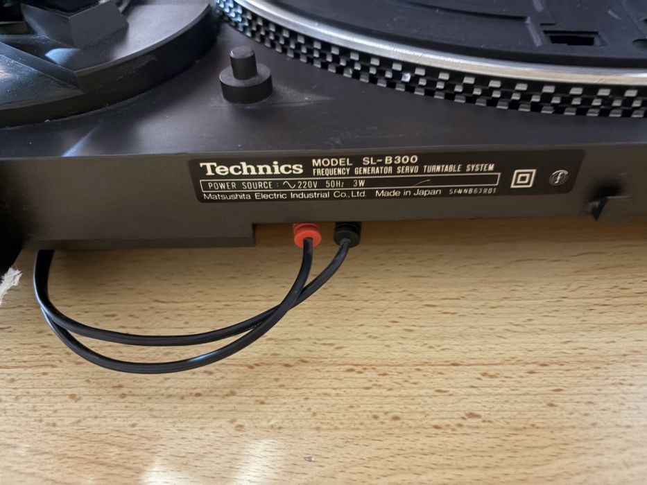 Gramofon Technics SL-B300 używany