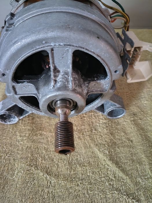 Silnik do pralki Electrolux