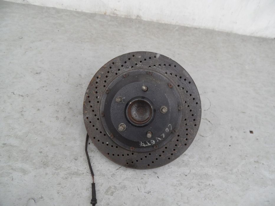 ZWROTNICA PIASTA PRAWA PRZÓD CHEVROLET CORVETTE C4