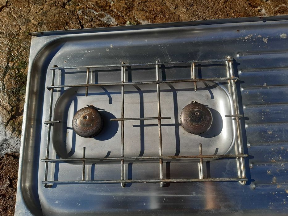 Fogão e lava loiça caravana