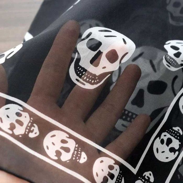 Шарф с черепами полупрозначный 160x50 см \ Alexander McQueen Skull Chiffon Scarf