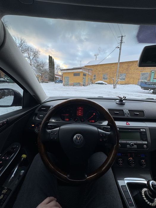 Volkswagen Passat B6 2008р